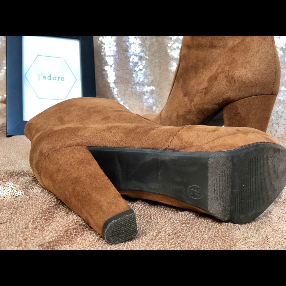 Fall Pick! 🍂 Mossimo Supply Co. Heeled Bootie - Picture 8 of 8